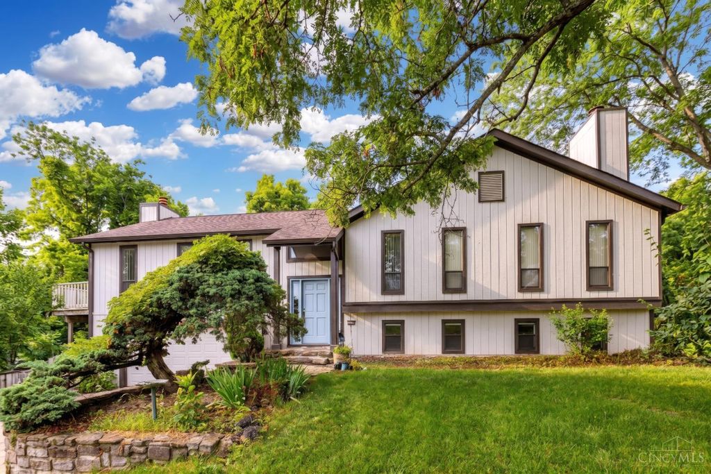 9699 Humphrey Road, Cincinnati, OH 45242