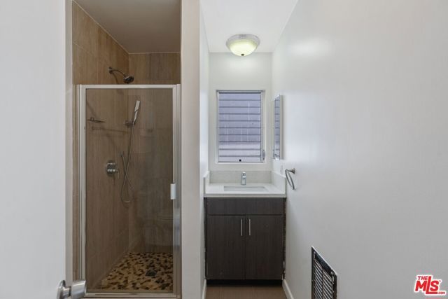 1301 S Saltair Avenue 3, Los Angeles, CA 90025