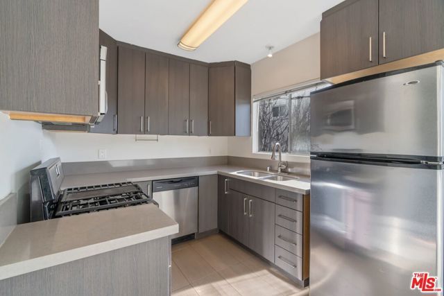 1301 S Saltair Avenue 3, Los Angeles, CA 90025