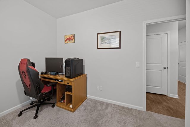 300 Feldspar Lane, Ladson, SC 29456