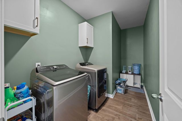 300 Feldspar Lane, Ladson, SC 29456