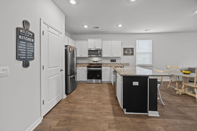 300 Feldspar Lane, Ladson, SC 29456