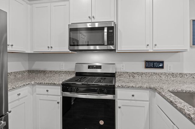 300 Feldspar Lane, Ladson, SC 29456