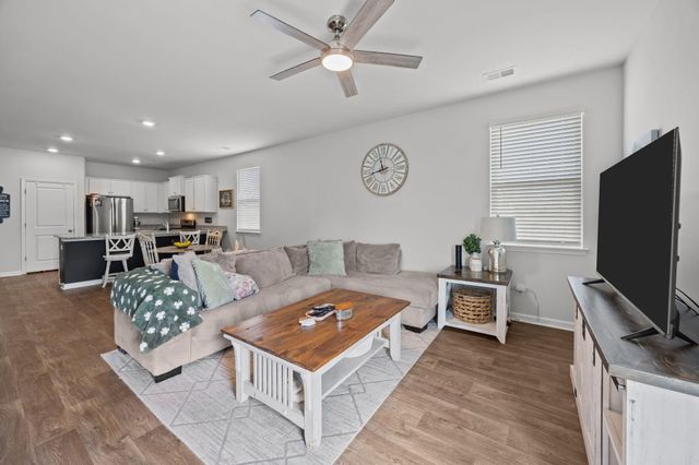 300 Feldspar Lane, Ladson, SC 29456