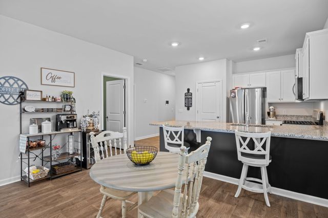 300 Feldspar Lane, Ladson, SC 29456