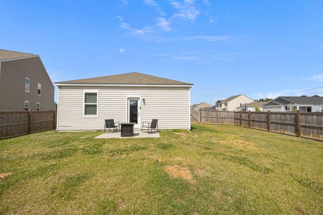 300 Feldspar Lane, Ladson, SC 29456