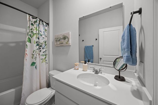 300 Feldspar Lane, Ladson, SC 29456