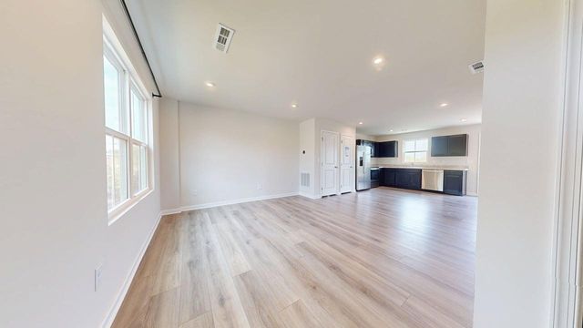 2005 Westchester Dr, Nashville, TN 37207