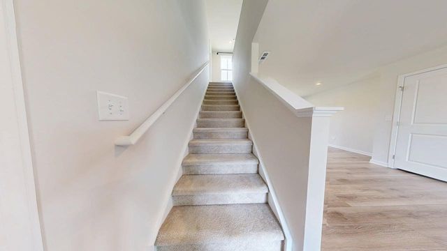 2005 Westchester Dr, Nashville, TN 37207