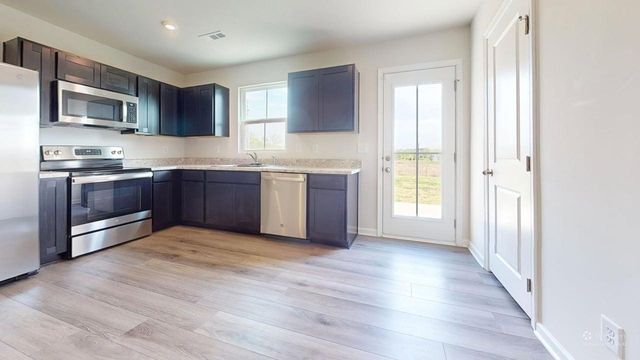 2005 Westchester Dr, Nashville, TN 37207