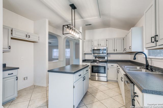 5207 Stormy Trail, San Antonio, TX 78247