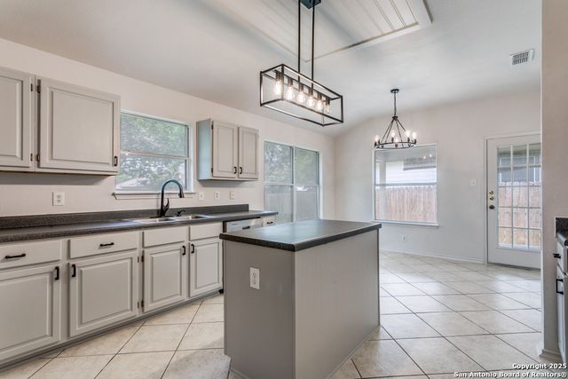 5207 Stormy Trail, San Antonio, TX 78247