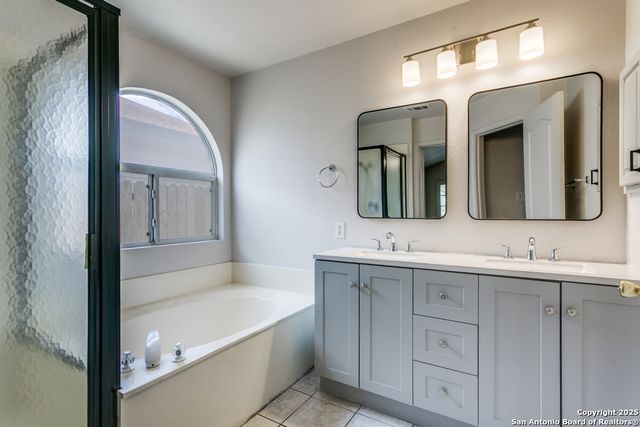 5207 Stormy Trail, San Antonio, TX 78247