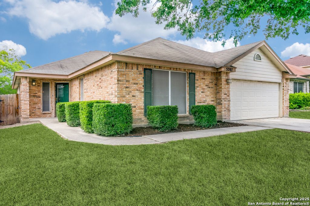 5207 Stormy Trail, San Antonio, TX 78247