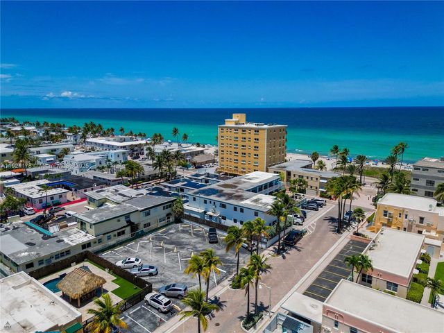 315 Arthur St, Hollywood, FL 33019