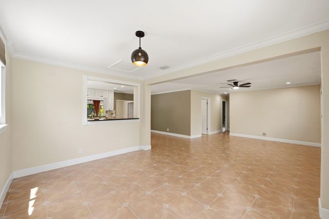 2811 NE 16th Street, Pompano Beach, FL 33062