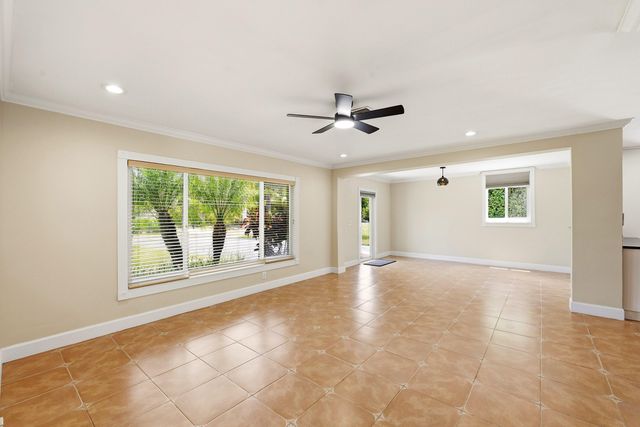 2811 NE 16th Street, Pompano Beach, FL 33062