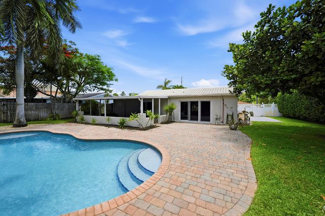 2811 NE 16th Street, Pompano Beach, FL 33062