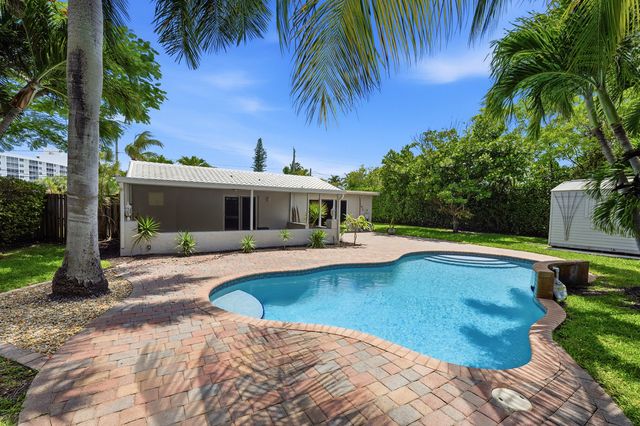 2811 NE 16th Street, Pompano Beach, FL 33062