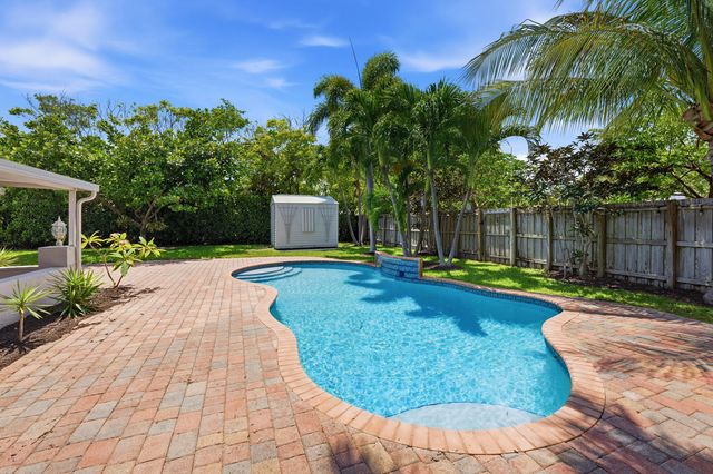 2811 NE 16th Street, Pompano Beach, FL 33062