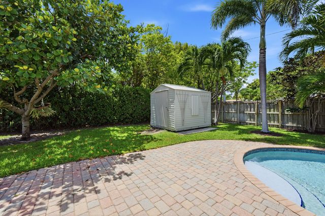 2811 NE 16th Street, Pompano Beach, FL 33062