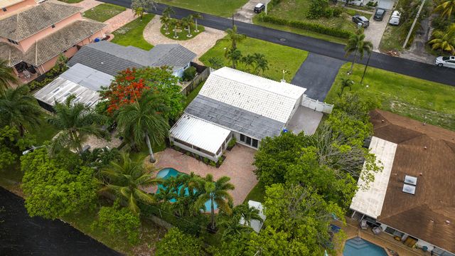 2811 NE 16th Street, Pompano Beach, FL 33062