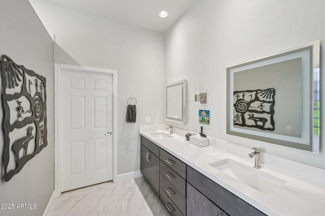 41725 N GOLF CREST Road, Anthem, AZ 85086