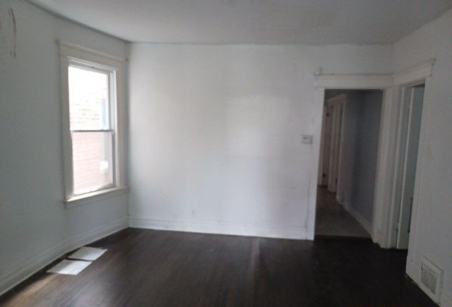 7128 S Carpenter Street, Chicago, IL 60621