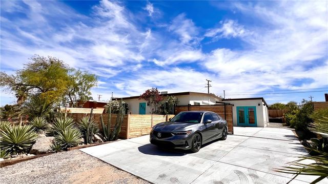 74885 Serrano Dr, 29 Palms, CA 92277