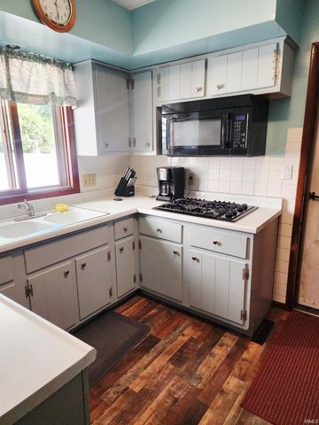 17432 Kirkland Drive, Bristol, IN 46507