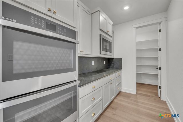 6781 Kings Mill Drive, Salado, TX 76571