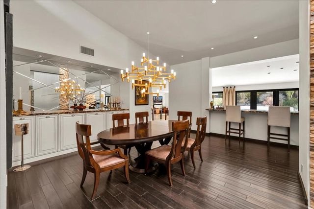 1605 Ridgemore Drive, Palm Springs, CA 92264