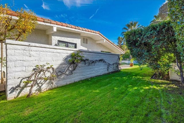 1605 Ridgemore Drive, Palm Springs, CA 92264