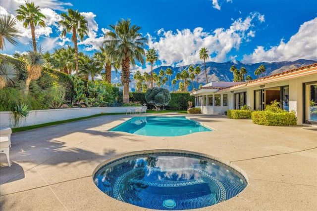 1605 Ridgemore Drive, Palm Springs, CA 92264
