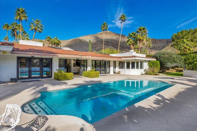 1605 Ridgemore Drive, Palm Springs, CA 92264