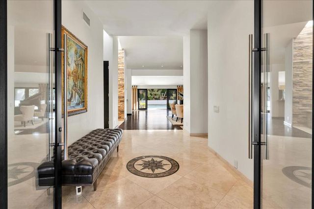 1605 Ridgemore Drive, Palm Springs, CA 92264