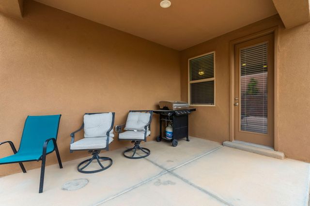 4223 Summit Park Road NE, Rio Rancho, NM 87144