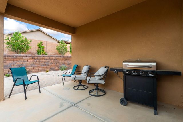 4223 Summit Park Road NE, Rio Rancho, NM 87144