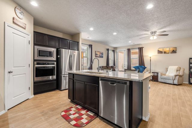 4223 Summit Park Road NE, Rio Rancho, NM 87144