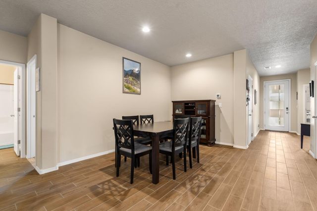 4223 Summit Park Road NE, Rio Rancho, NM 87144