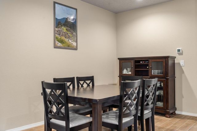 4223 Summit Park Road NE, Rio Rancho, NM 87144