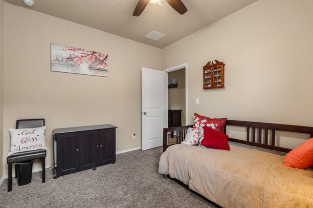 4223 Summit Park Road NE, Rio Rancho, NM 87144