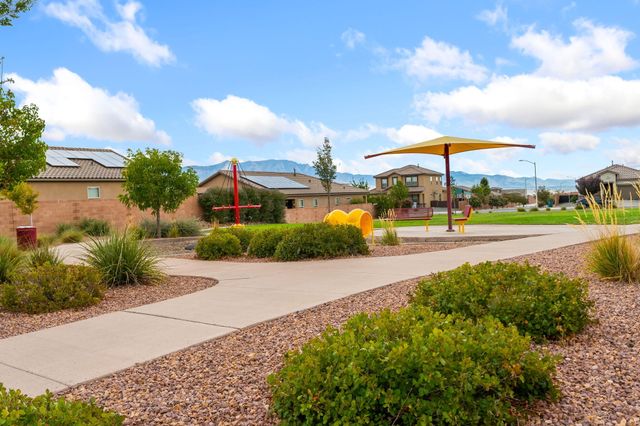4223 Summit Park Road NE, Rio Rancho, NM 87144