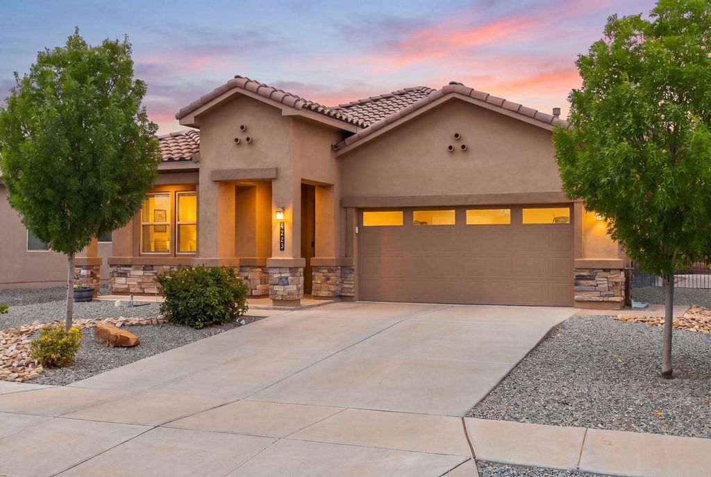 4223 Summit Park Road NE, Rio Rancho, NM 87144