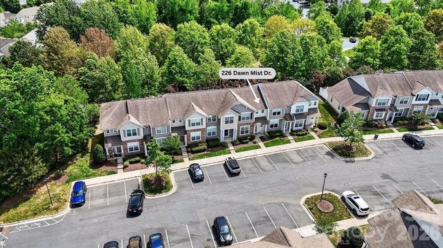 226 Dawn Mist Lane, Fort Mill, SC 29708