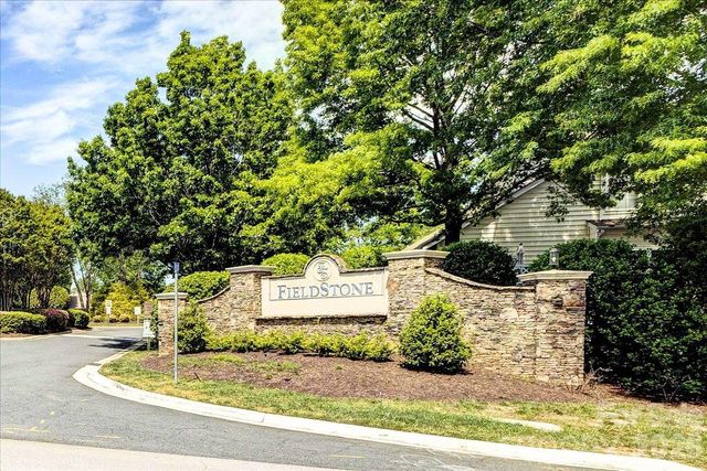 226 Dawn Mist Lane, Fort Mill, SC 29708