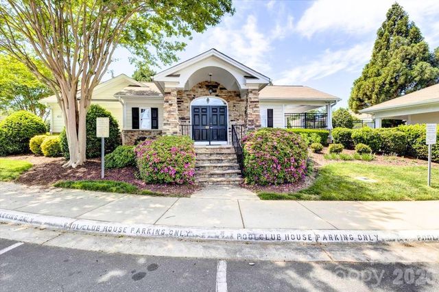 226 Dawn Mist Lane, Fort Mill, SC 29708