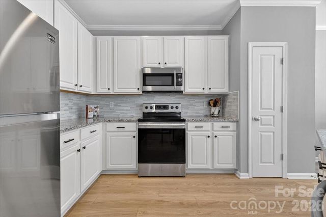 226 Dawn Mist Lane, Fort Mill, SC 29708