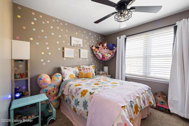 3314 Startan Ct, Louisville, KY 40220