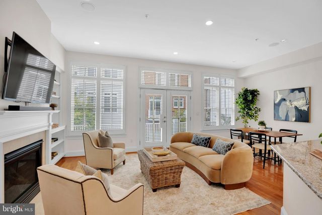 1822 CARPENTER RD, Alexandria, VA 22314